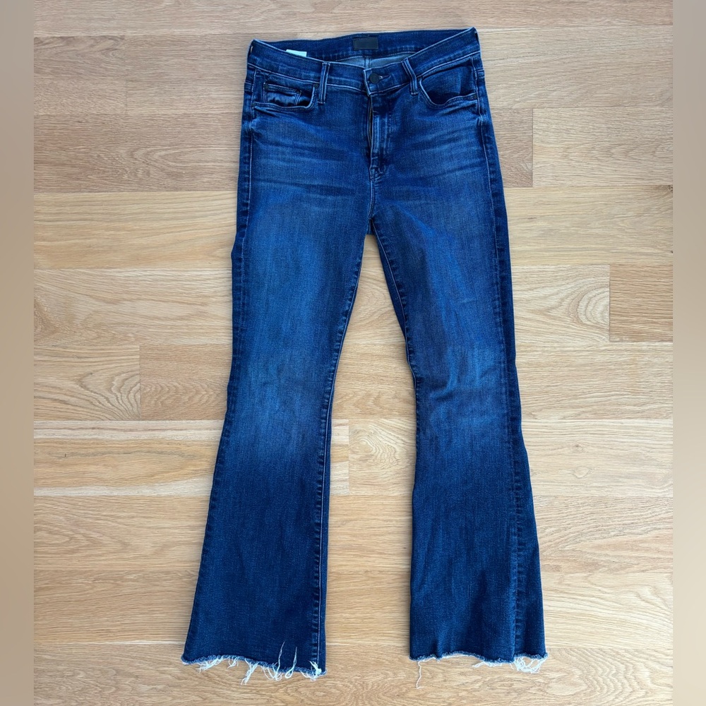 MOTHER Weekender Fray Mint Condition Wash - like new!